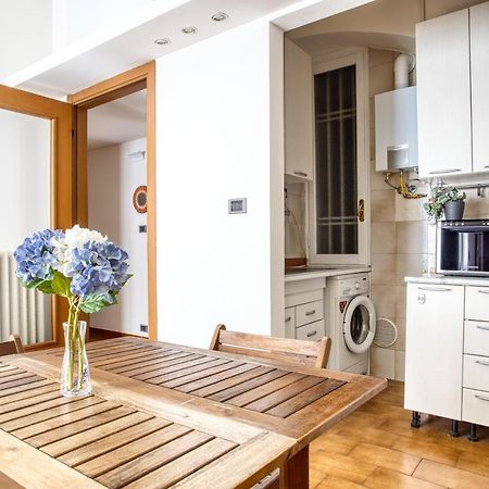 ミラノJoivy Adorable 1 Bed Flat Near Centreアパートメント エクステリア 写真