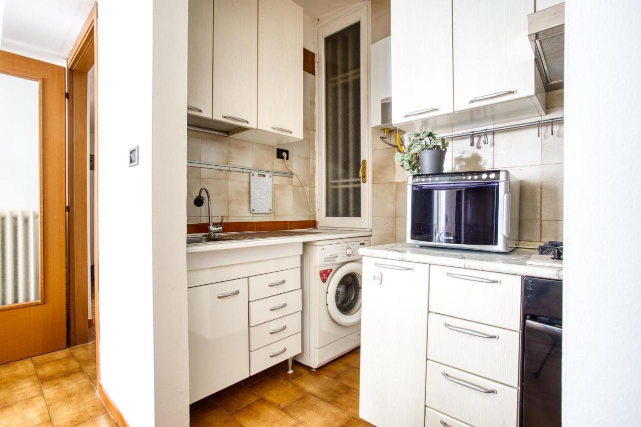 ミラノJoivy Adorable 1 Bed Flat Near Centreアパートメント エクステリア 写真