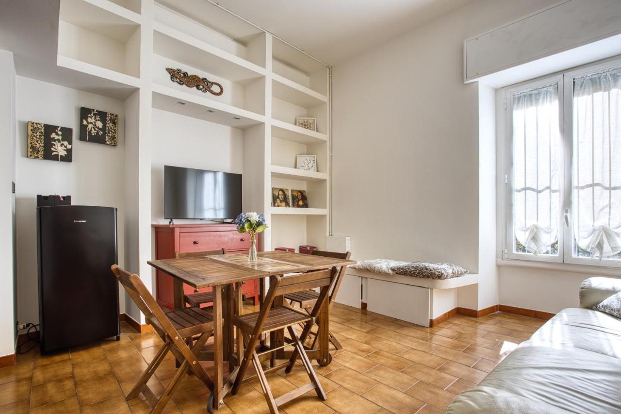 ミラノJoivy Adorable 1 Bed Flat Near Centreアパートメント エクステリア 写真