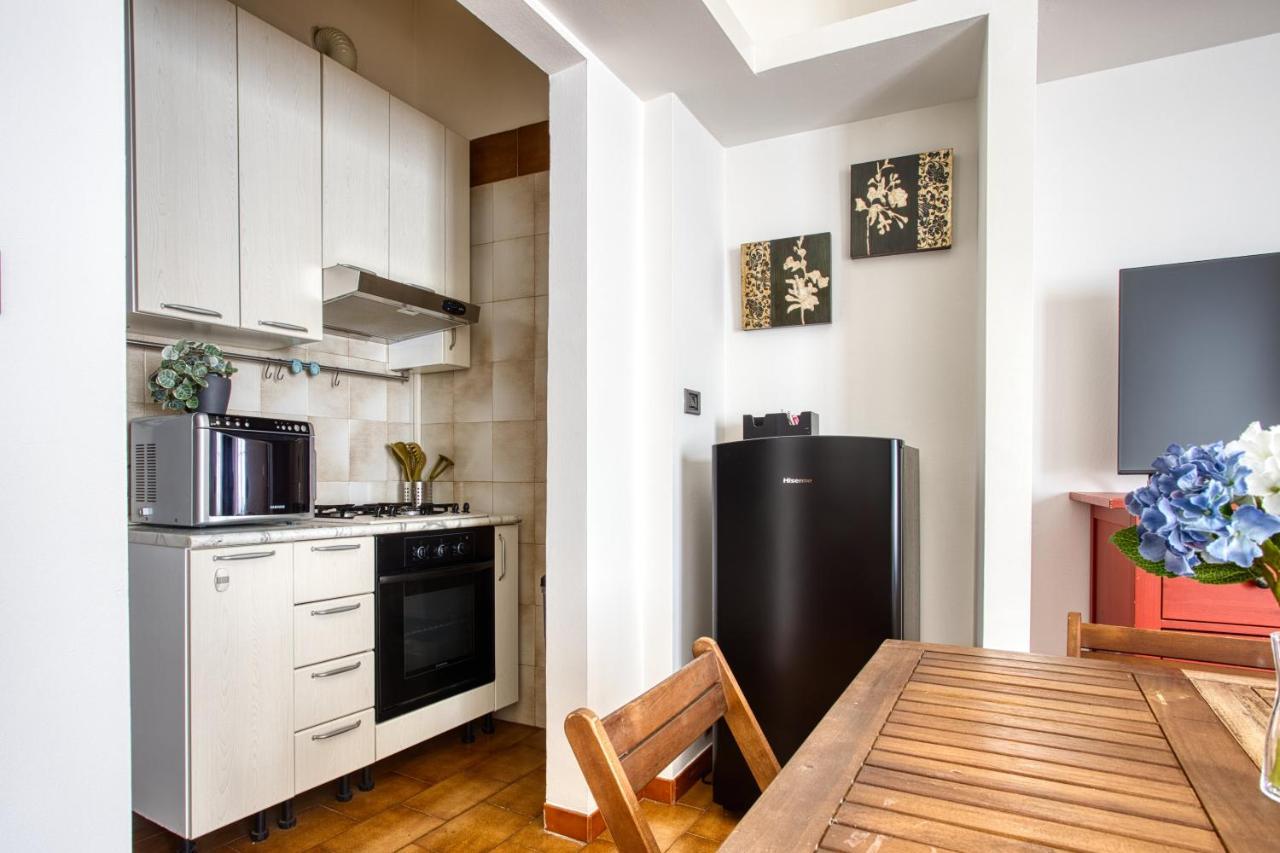 ミラノJoivy Adorable 1 Bed Flat Near Centreアパートメント エクステリア 写真